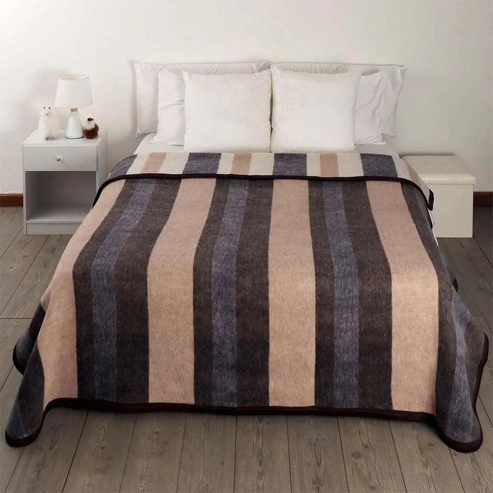 Natural Thick Alpaca And Sheep Wool Blanket