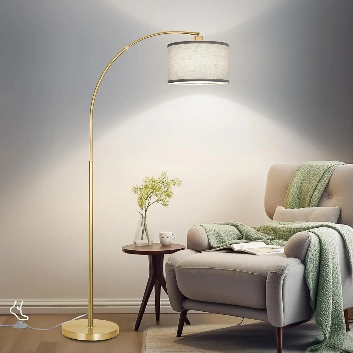 Living Room Floor Lamp With Adjustable Shade