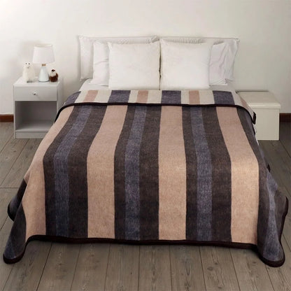 Natural Thick Alpaca And Sheep Wool Blanket